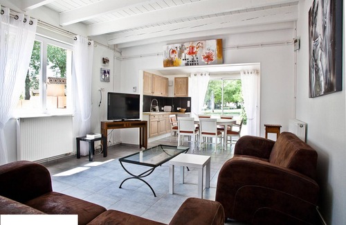 Vitry-le-Francois Cabaña | Gîte-Baño privado con bañera-2 Chambres - Nénuphar