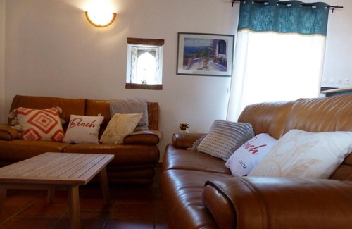 Lurcy-Levis Cabaña | Gite Lurcy-Lévis, 4 bedrooms, 10 persons
