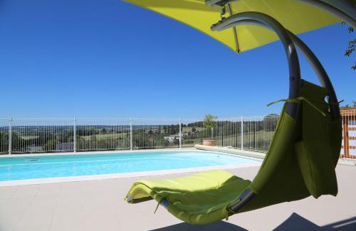 Chatellerault Casa | GITE MONTGOLFIÈRE 4 PERSONNES