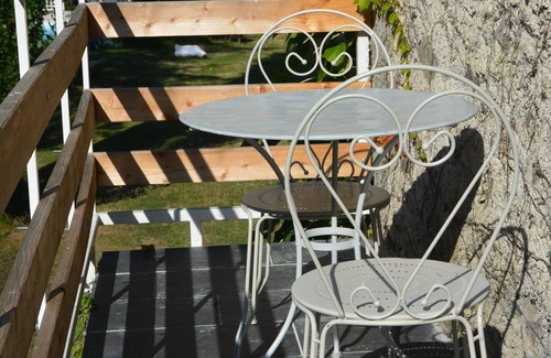 Aleu Casa | Casa rural al borde del Arac en un entorno verde con piscina