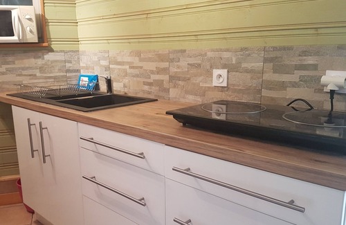 Gemozac Apartamento | Típica casa de 50 m2 para 2 personas, cómodas, camas de 180 cm de QUALI