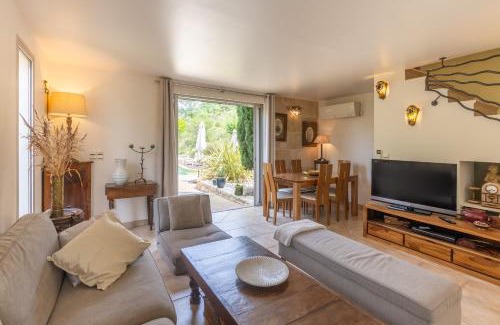 Grospierres Casa | Gite Provençal