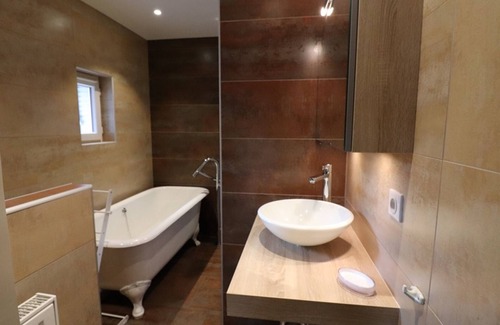 Saint-Flour Cabaña | Gite Saint-Flour, 6 bedrooms, 11 persons