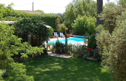 Saint-Laurent-d'Aigouze Apartamento | GITES - Mas Saint-Louis - Piscine chauffée