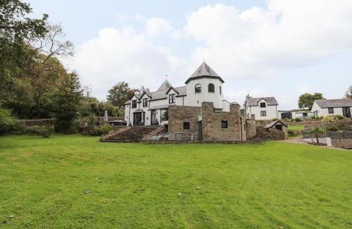 Wenvoe Casa | Glamorgan House