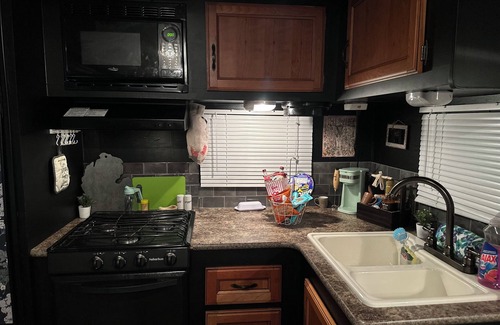 Harrison Casa | Glamp & Get Amped Lake views, bubbly hot tub, paddle boat joy, & unlimited fun!
