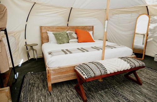 Spicewood Otro | Glamping in Texas at this Cozy Bell Tent for Two