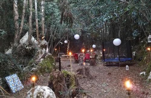 La Iglesia Otro | Glamping La Maeta