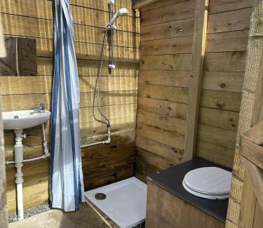 Llanybri Casa | Glamping Pod - Sleeps 4 - Pets - Parking