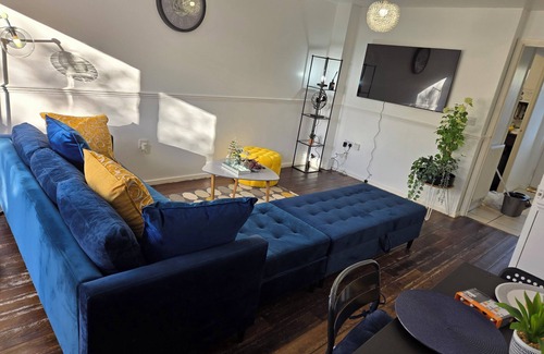 Featherstone Casa | Glams2bed house