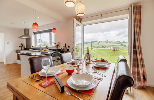 Bala Casa | Glan Donau - Tres Habitaciones Casa, Capacidad 5