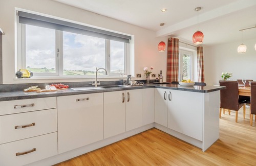 Bala Casa | Glan Donau - Tres Habitaciones Casa, Capacidad 5