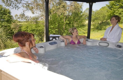 Whitland Cabaña | Glascoed Coach House, Whitland