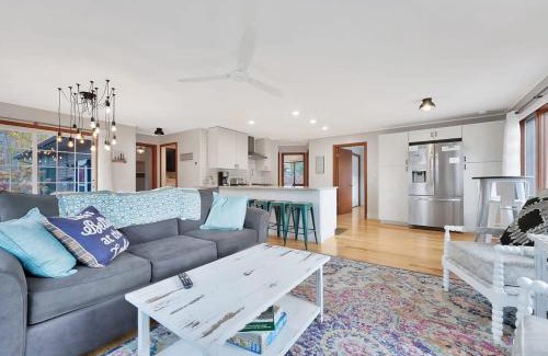 Empire Casa | Glen Lake Narrows