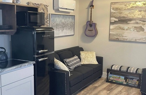 Fredonia Cabina | Glitter and Grit! The Wild West 40 Homestead