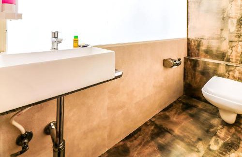 Marol Casa | Glitz Hotels New United - Powai Lake