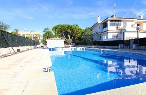 Playa de Almarda Casa | Global Properties, Adosado en la playa con piscina