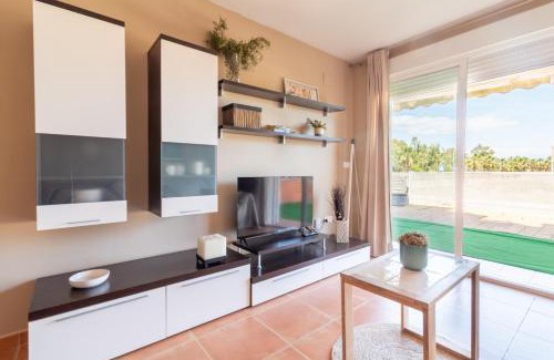 Playa de Almarda Apartamento | Global Properties, Planta baja con piscina en Almenara