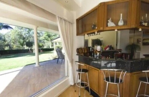 Helensvale Apartamento | Glorious Family Hideaway with Palatial 6BR 4B