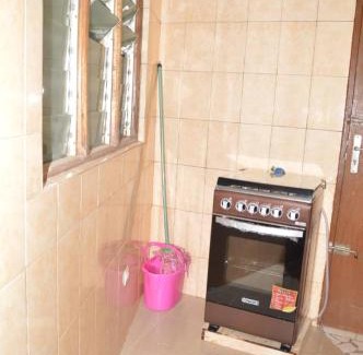 Lome Casa | Gloryphil House