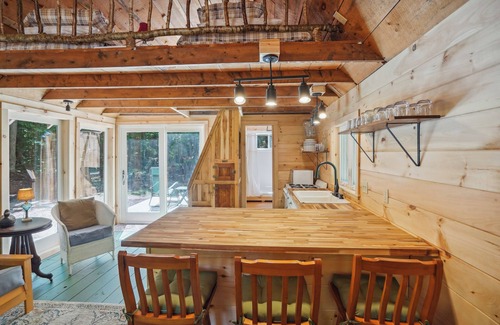 Gloversville Apartamento | Gloversville Retreat with Patio & Lake Access!