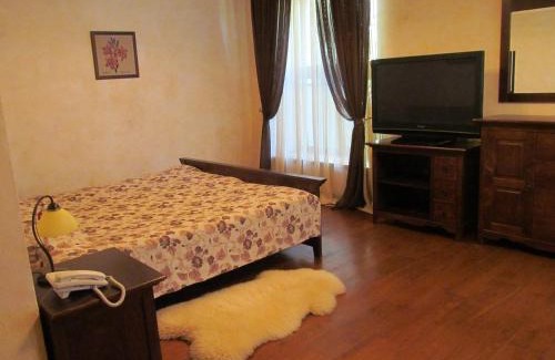 Shaian Casa | Gnizdo Golubky