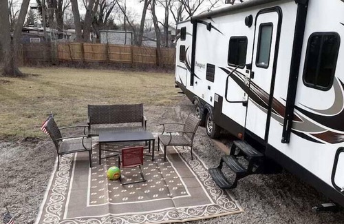 Marblehead Casa | Ir a glamping en propiedad privada en East Harbour con un muelle gratuito al lago Erie