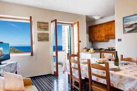 Nerano Apartamento | GOCCE VILLAS - Casa Maradona