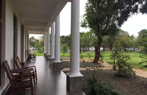 Inamaluwa Casa | Goddess Garden Sigiriya