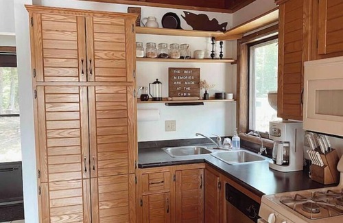 Bigfork Cabina | God’s Country Getaway! Entire cabin on Turtle Lake