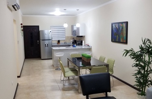 Gold Coast Casa | Gold Coast - Beautiful 2 Bedroom Town House
