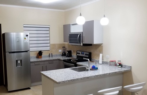 Gold Coast Casa | Gold Coast - Beautiful 2 Bedroom Town House