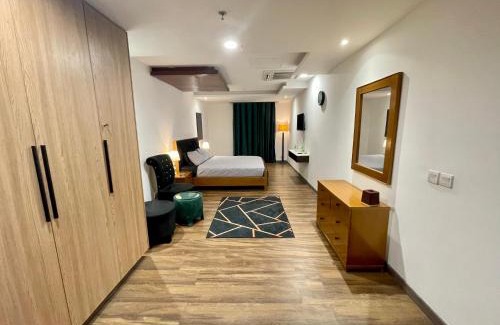 Lahore Apartamento | Gold Crest Air Reside Hotel Apartments DHA Lahore