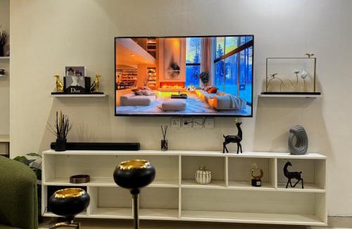 Lahore Hotel | Gold Crest Signature Premium Apartments DHA Lahore