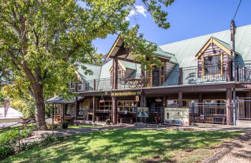 Nundle Casa | Gold Mine Guest House and Cafe