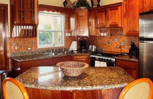Placentia Condominio | GOLD STANDARD - Caribbean, Lagoon & Mtn views, 2BR/2BA, walk to village