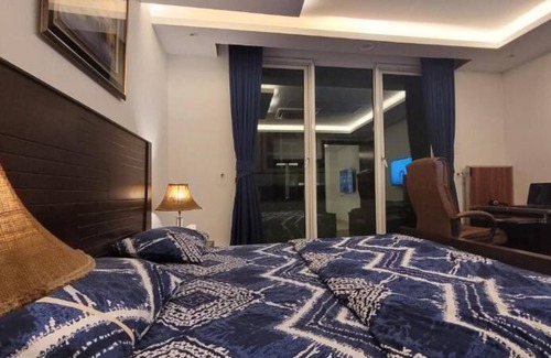 Lahore Apartamento | Goldcrest Luxury Apartments