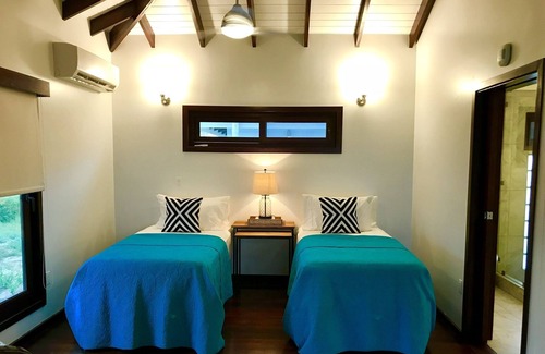 Plantation Apartamento | NUEVO ~ Estudio moderno de playa en plantación tranquila * CABANA DEL SUR * SOLO ADULTOS *