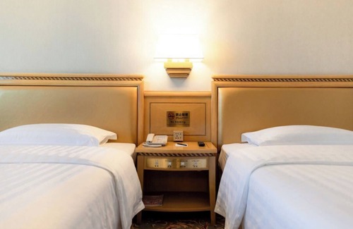 Taipa Hotel | Golden Crown China Hotel Macau