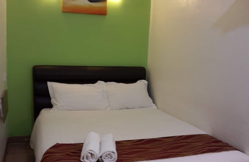Kampung Gong Pauh Apartamento | GOLDEN GATE HOTEL