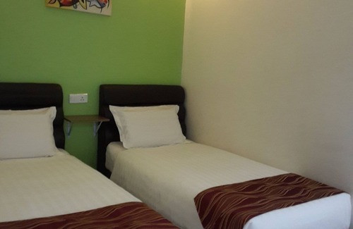 Kampung Gong Pauh Apartamento | GOLDEN GATE HOTEL