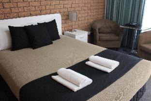 Moree Hotel | Golden Harvest Motor Inn Moree