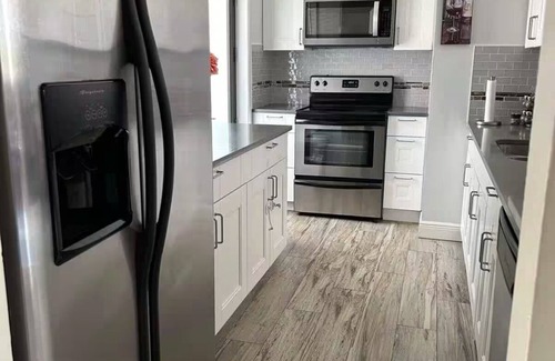 Hallandale Beach Condominio | Golden Isles Hallandale Water view