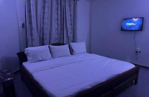 Uyo Hotel | Golden Lily Hotels