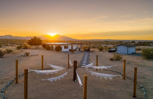 Joshua Tree Casa | Golden Nugget | Panoramic Views & Peaceful Nights