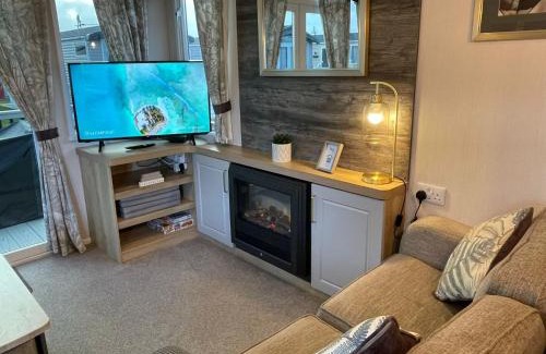 Chapel Saint Leonards Otro | Golden Palm Resort - Bordeaux Deluxe - Coastal Caravan Breaks