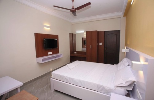 Central Chennai Complejo | Golden Tower