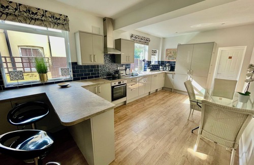 Norwich Casa | Golden Triangle Townhouse