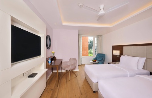 Vagator Hotel | Golden Tulip, Goa Vagator