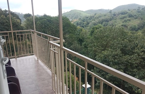 Elappara Apartamento | Golden Valley Vagmon